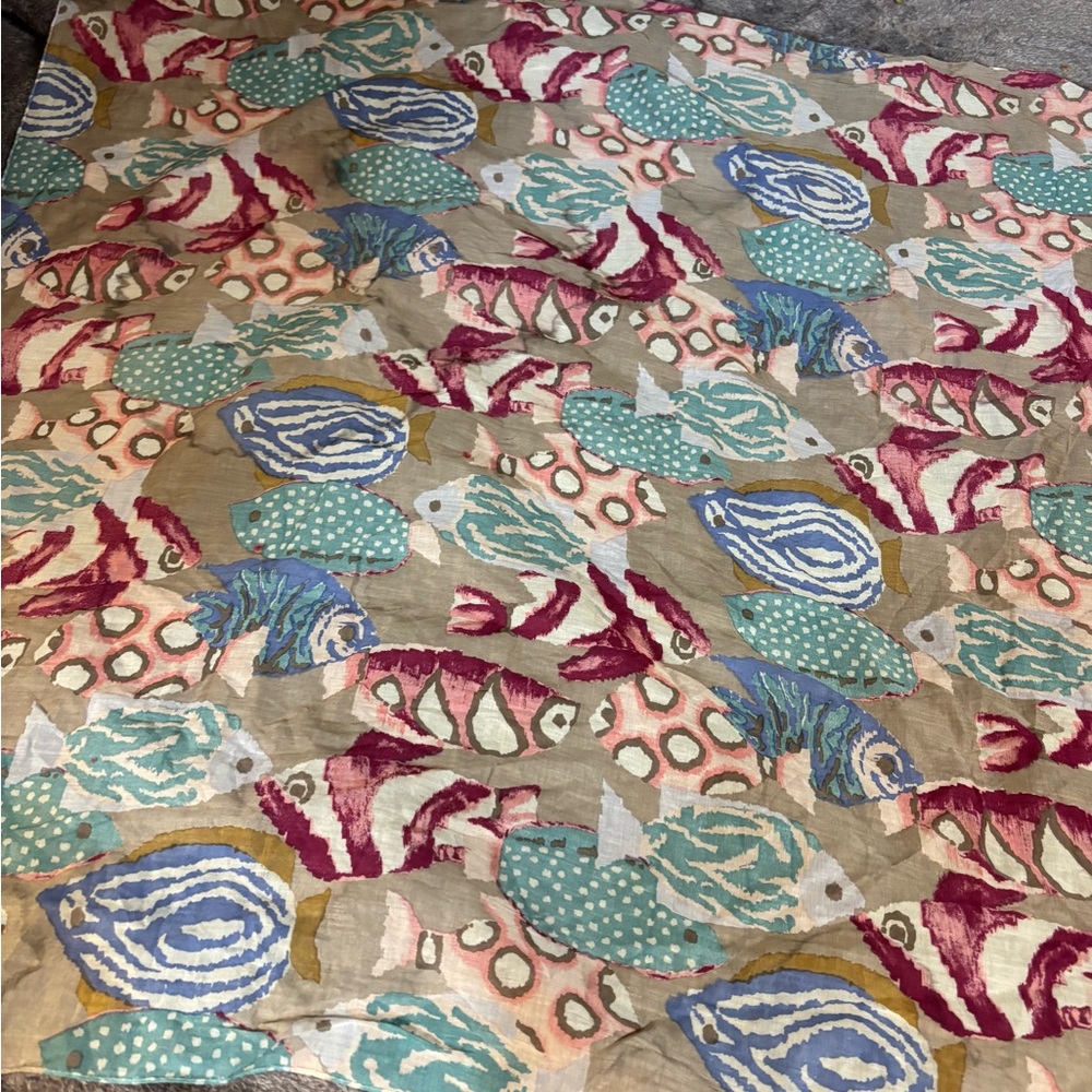 Colorful Fish Patterned square scarf - Picture 2 of 3